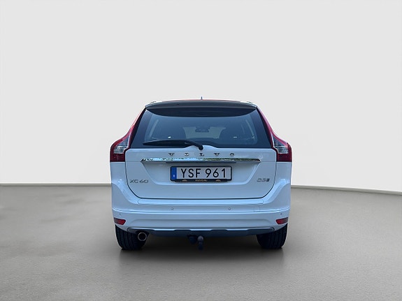 Volvo XC60 4 of 21