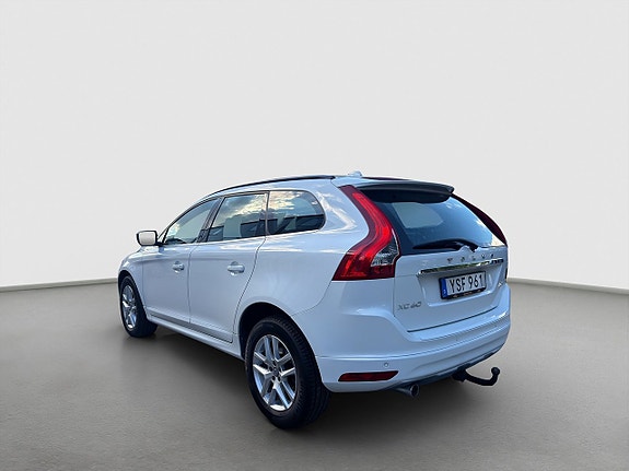 Volvo XC60 6 of 21
