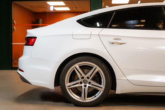 Audi A5 8 of 25