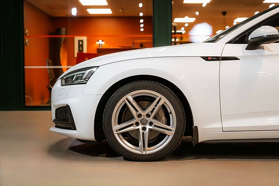 Audi A5 7 of 25
