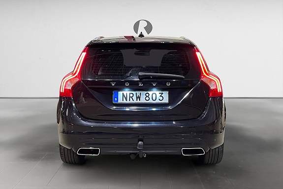 Volvo V60 6 of 16