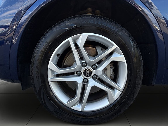Audi Q5 14 of 22