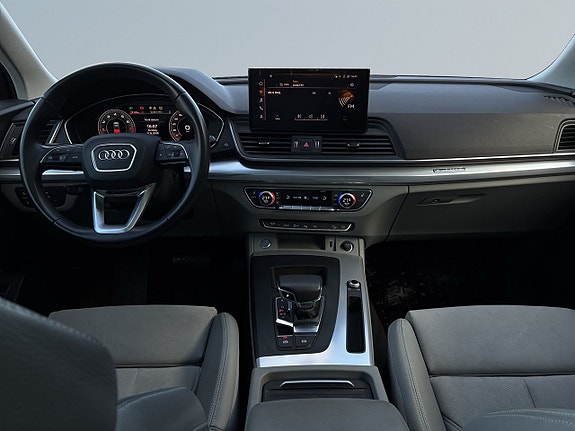 Audi Q5 8 of 22