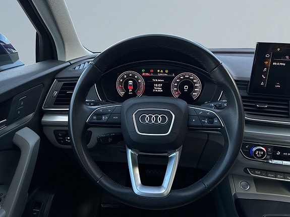 Audi Q5 9 of 22