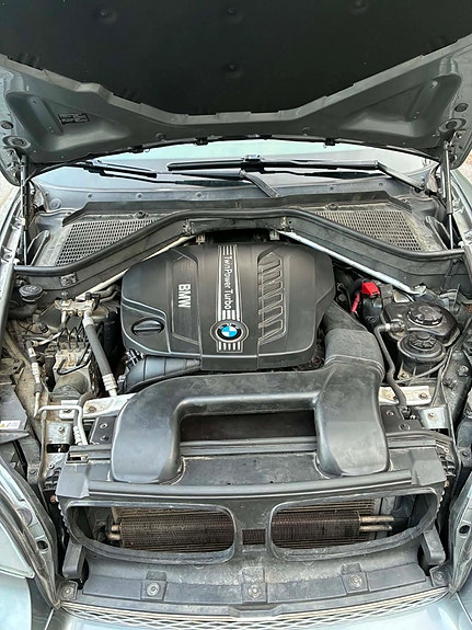 BMW X5 11 of 11