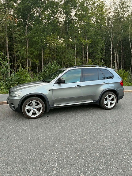 BMW X5 3 of 11