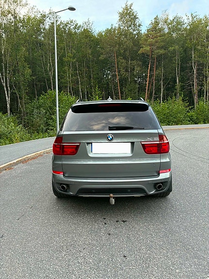 BMW X5 4 of 11