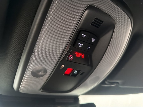 Volvo V60 26 of 30