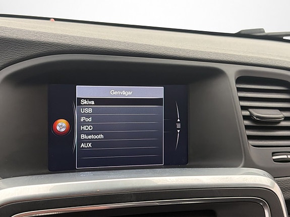 Volvo V60 22 of 30