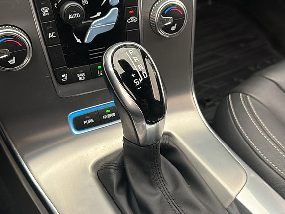 Volvo V60 25 of 30