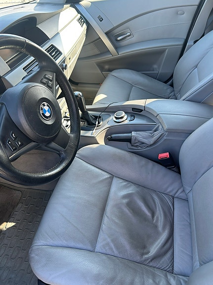 BMW 523i 7 of 10