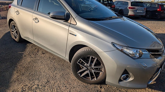Toyota Auris 3 of 8