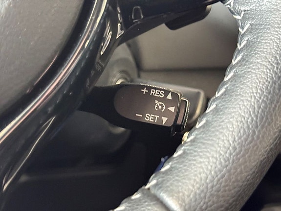 Toyota Yaris 16 of 21