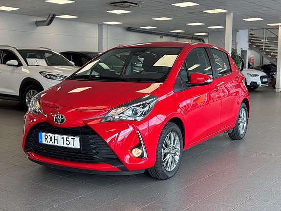 Toyota Yaris 7 of 21