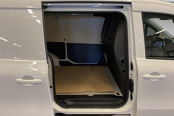 Mercedes-Benz eCitan 12 of 14