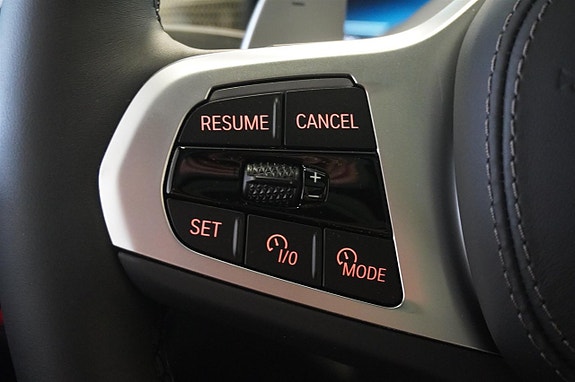 BMW X7 20 of 30
