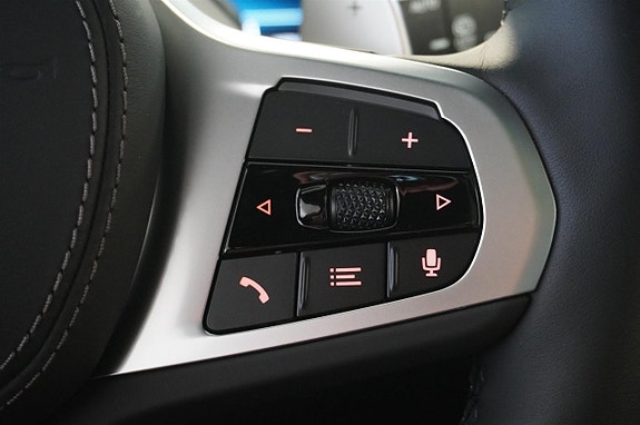 BMW X7 21 of 30