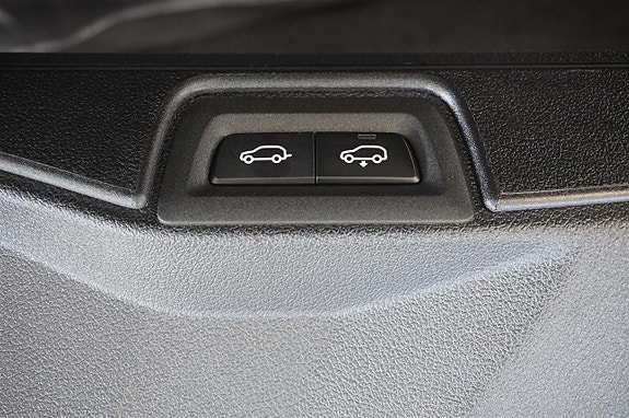 BMW X7 8 of 30