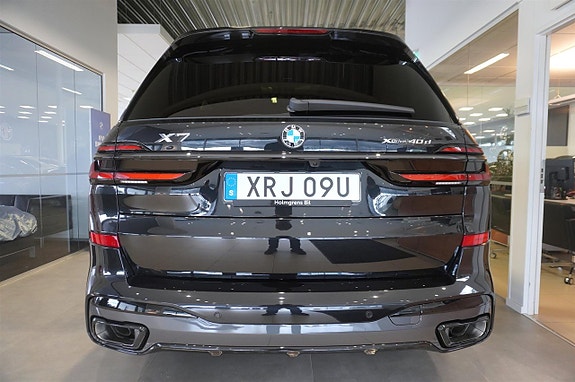 BMW X7 5 of 30