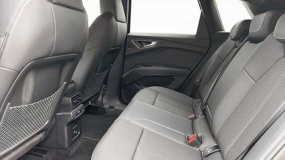 Audi Q4 e-tron 16 of 16