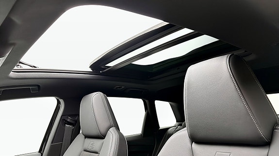 Audi Q4 e-tron 13 of 16
