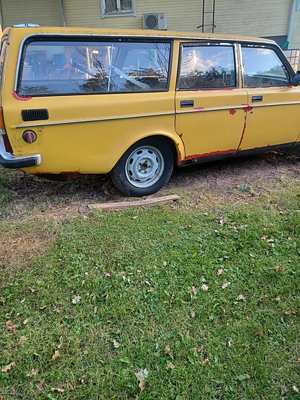 Volvo 145 3 of 10