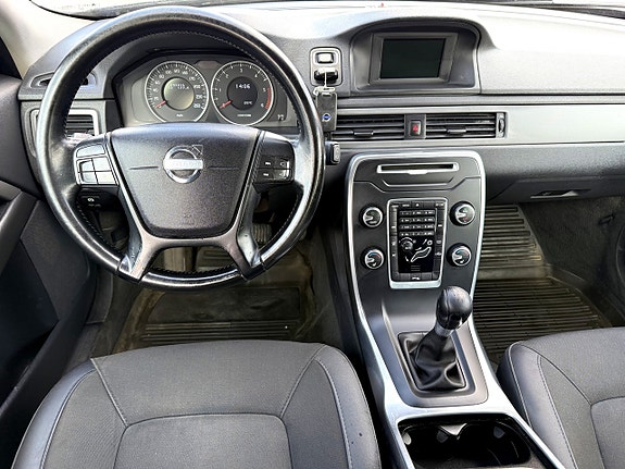 Volvo V70 10 of 10