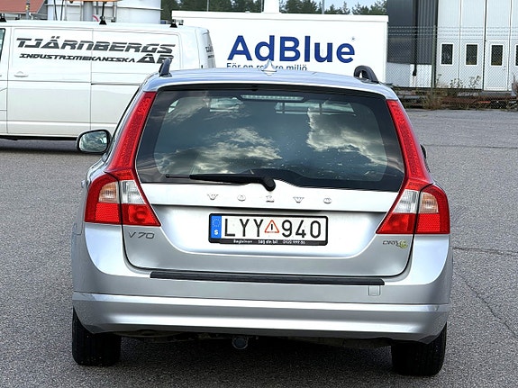 Volvo V70 6 of 10
