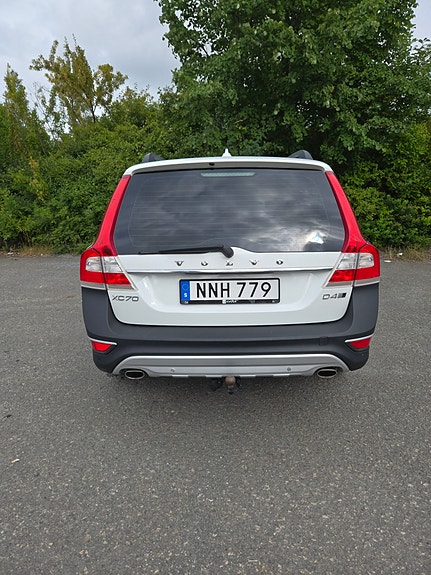 Volvo XC70 7 of 14