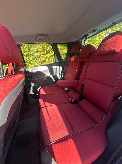 Mitsubishi Colt 9 of 14