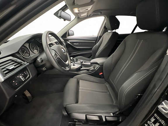 BMW 330e 11 of 30