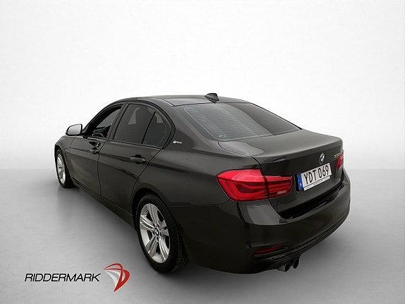 BMW 330e 5 of 30
