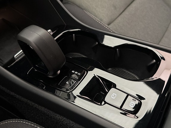 Volvo XC40 28 of 30