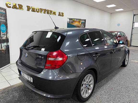 BMW 118d 4 of 21