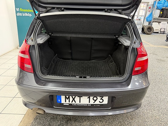 BMW 118d 15 of 21