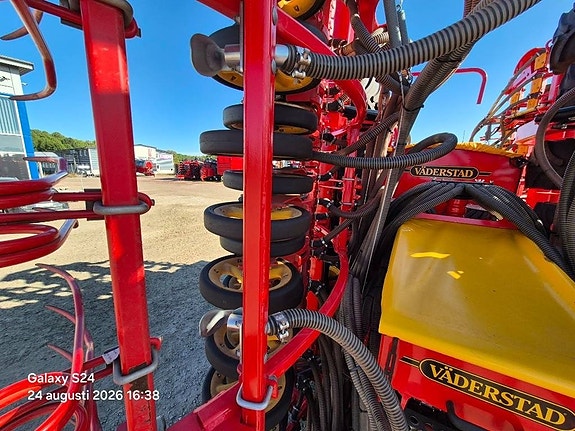Väderstad Spirit ST 900 C FIX + BioDrill 360 9 of 24