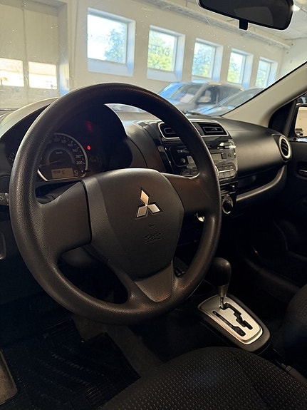 Mitsubishi Space Star 5 of 9