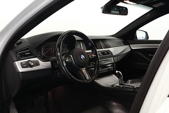 BMW 530d 14 of 16