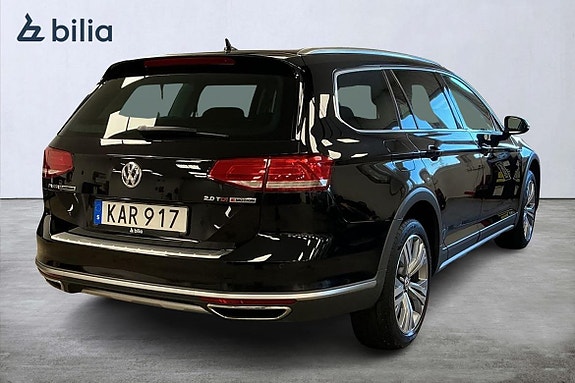 Volkswagen Passat Alltrack 4 of 27