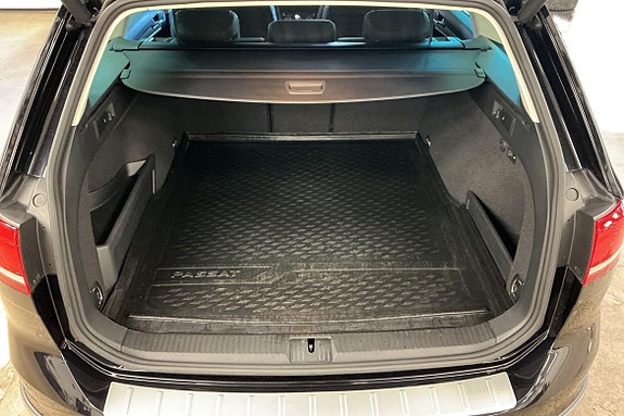 Volkswagen Passat Alltrack 10 of 27