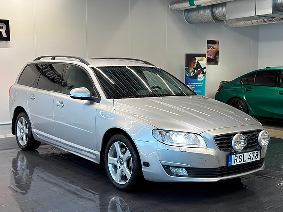 Volvo V70 5 of 28