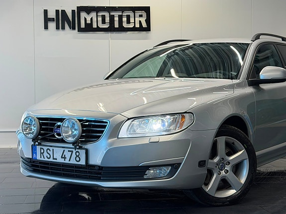 Volvo V70 2 of 28