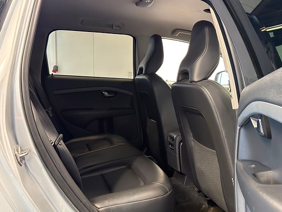 Volvo V70 27 of 28