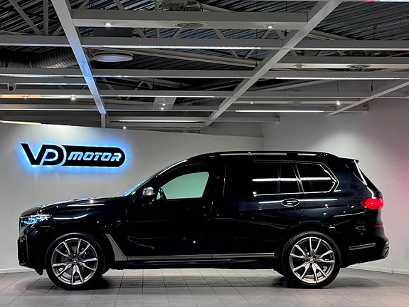 BMW X7 7 of 30