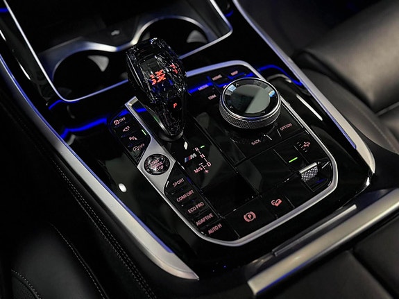 BMW X7 30 of 30