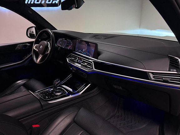 BMW X7 18 of 30