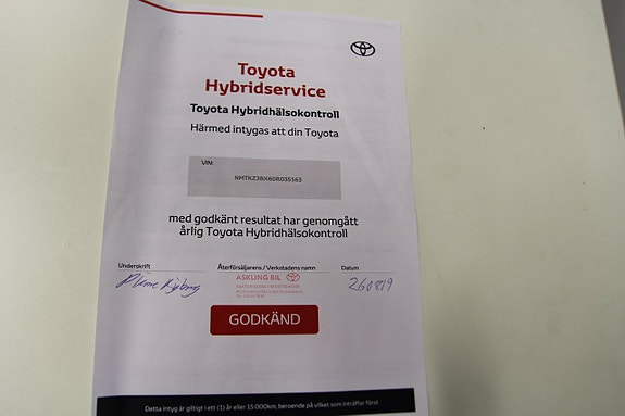 Toyota C-HR 27 of 28