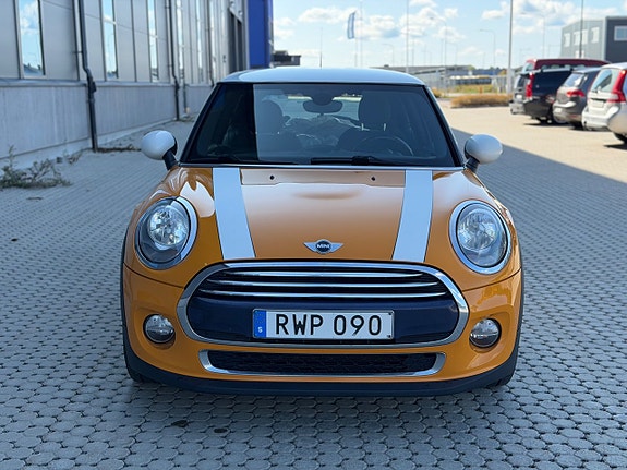 MINI Cooper 7 of 13