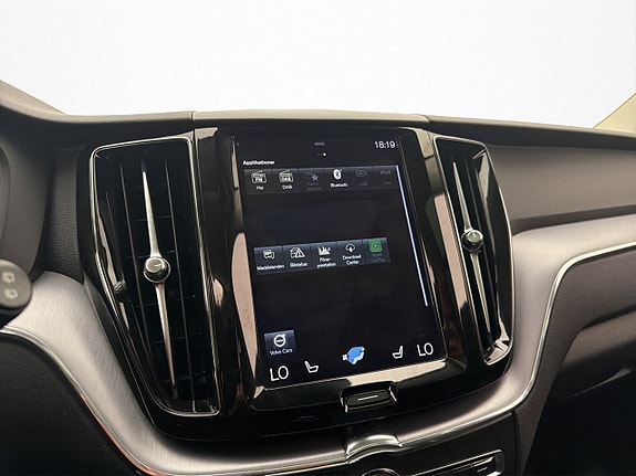 Volvo XC60 21 of 30