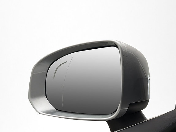 Volvo XC60 10 of 30